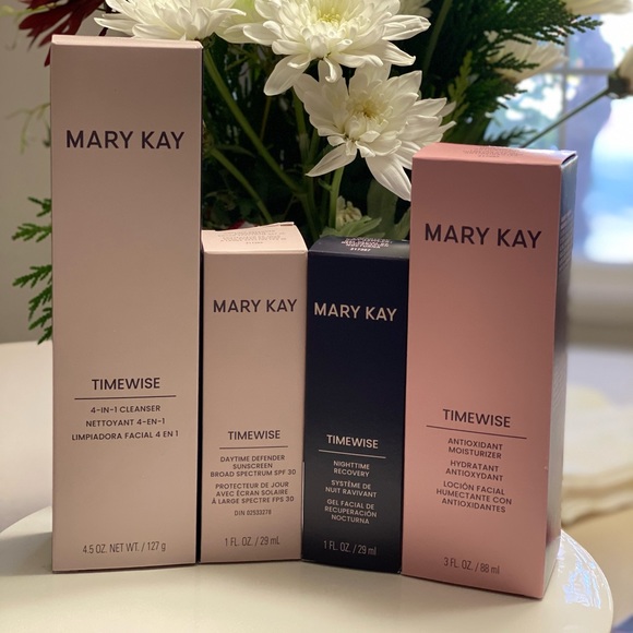 Mary Kay TimeWise skincare set. Brand new. Normal/Dry.
